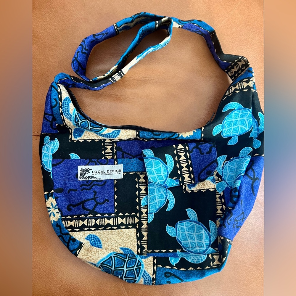 Blue Turtle Print Shoulder Bag